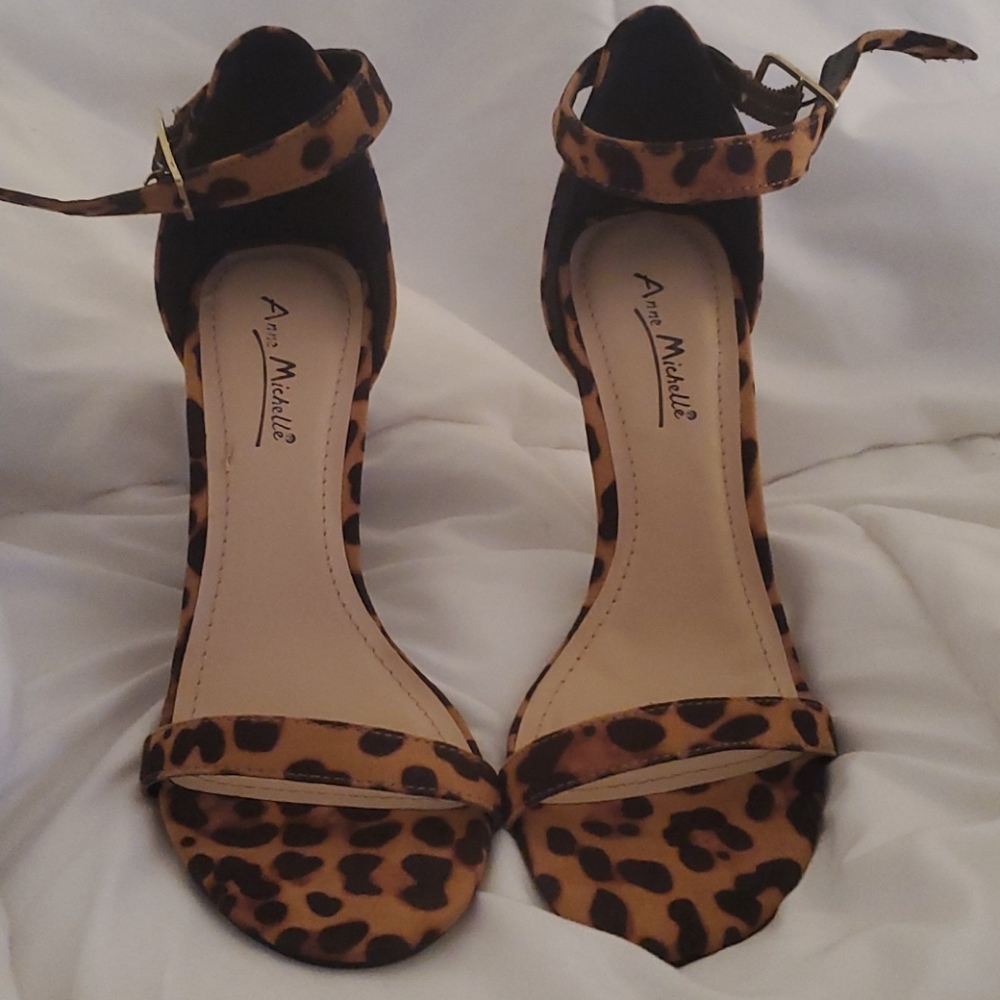 Leopard Heels - Picture 3 of 4